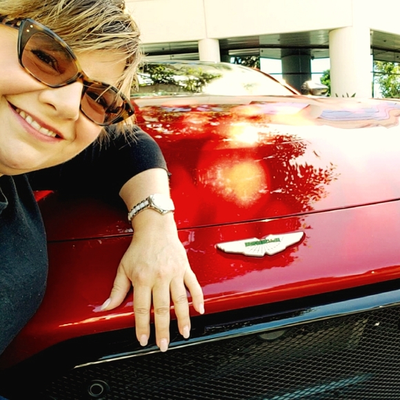 East coast transplant living my best life in LA. - Picture 1 of 1